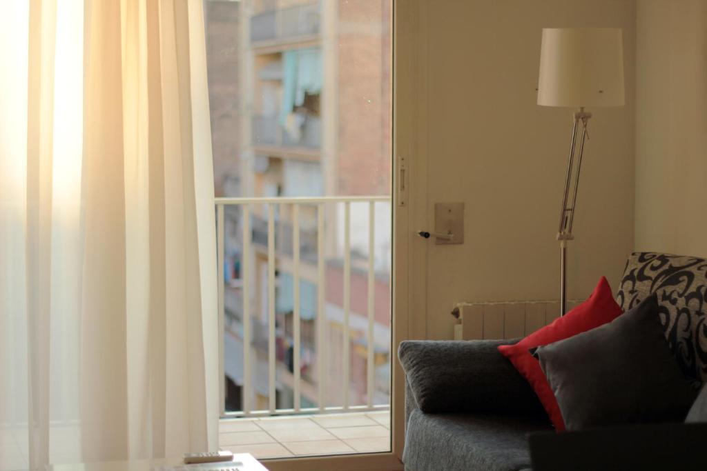 Alguera Apartments Napols Barcelona Zimmer foto