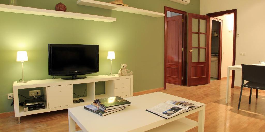 Alguera Apartments Napols Barcelona Zimmer foto