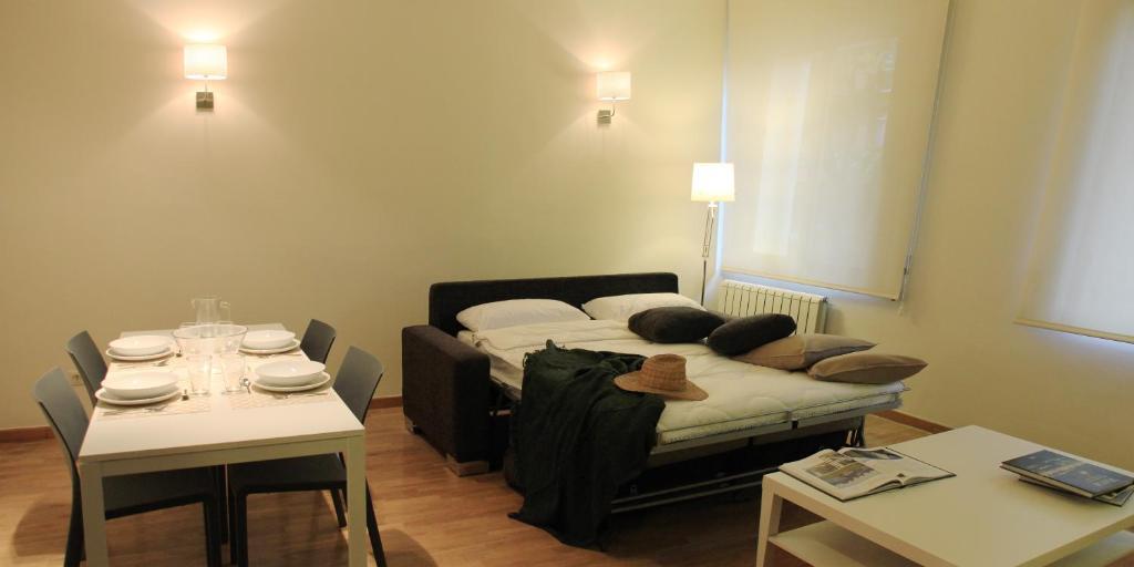 Alguera Apartments Napols Barcelona Zimmer foto