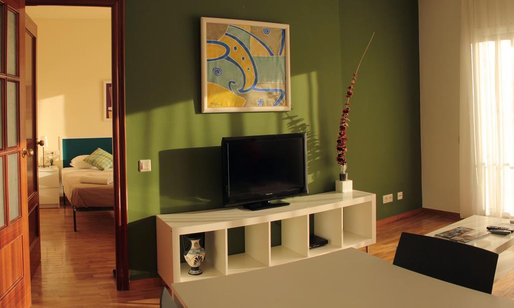 Alguera Apartments Napols Barcelona Zimmer foto